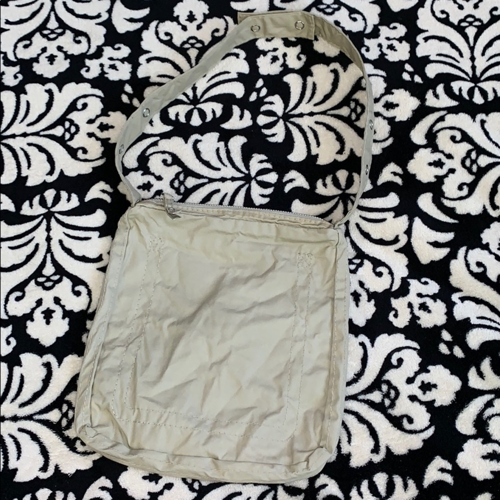 Gap small adjustable purse